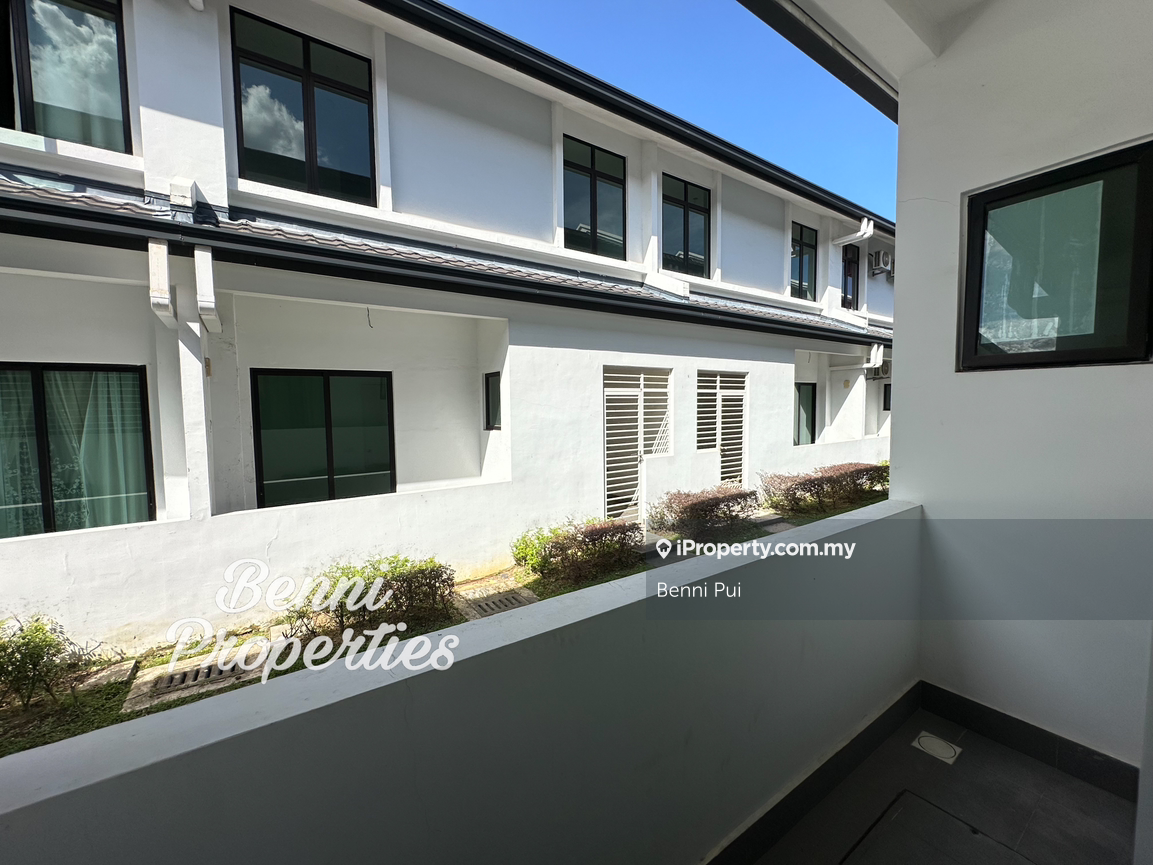 Rumah Berangkai 2 Tingkat untuk Dijual di Eco Majestic, Semenyih oleh Benni Pui - iProperty.com.my