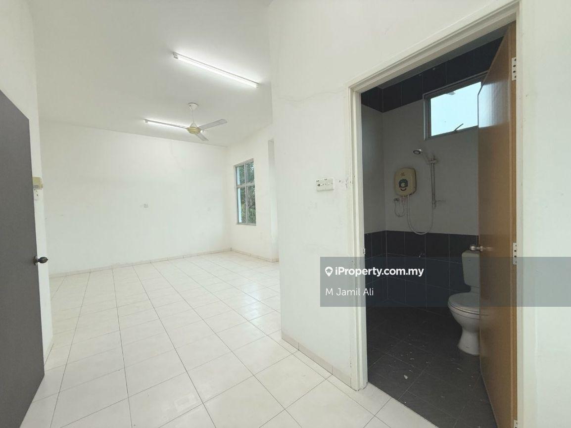 Semi-Detached House for Sale in Taman Mutiara, Parit Sulong by M Jamil Ali - iProperty.com.my