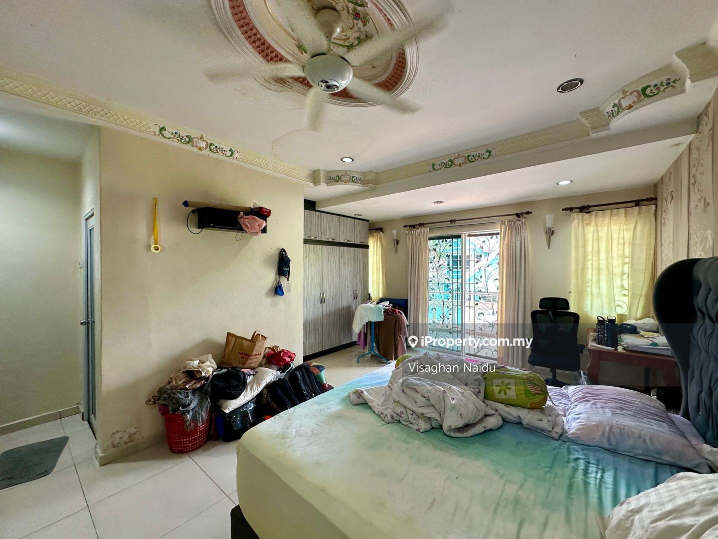 Rumah Berkembar untuk Dijual di Bandar Country Homes, Rawang oleh Visaghan Naidu - iProperty.com.my