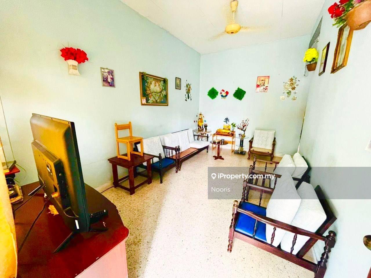 1-storey Terraced House for Sale in Taman Paduka, Kuala Selangor by Nooris - iProperty.com.my