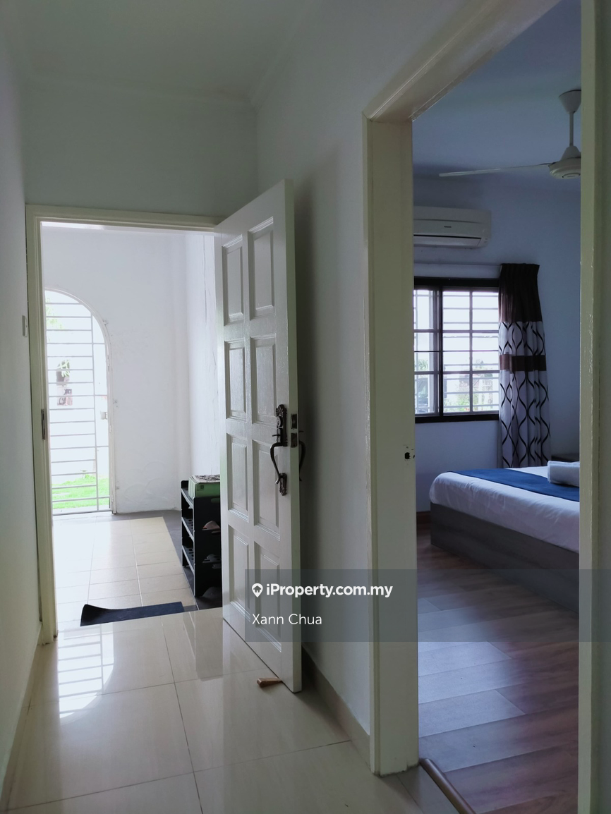 Townhouse for Sale in Country Heights, Kajang by Xann Chua - iProperty.com.my