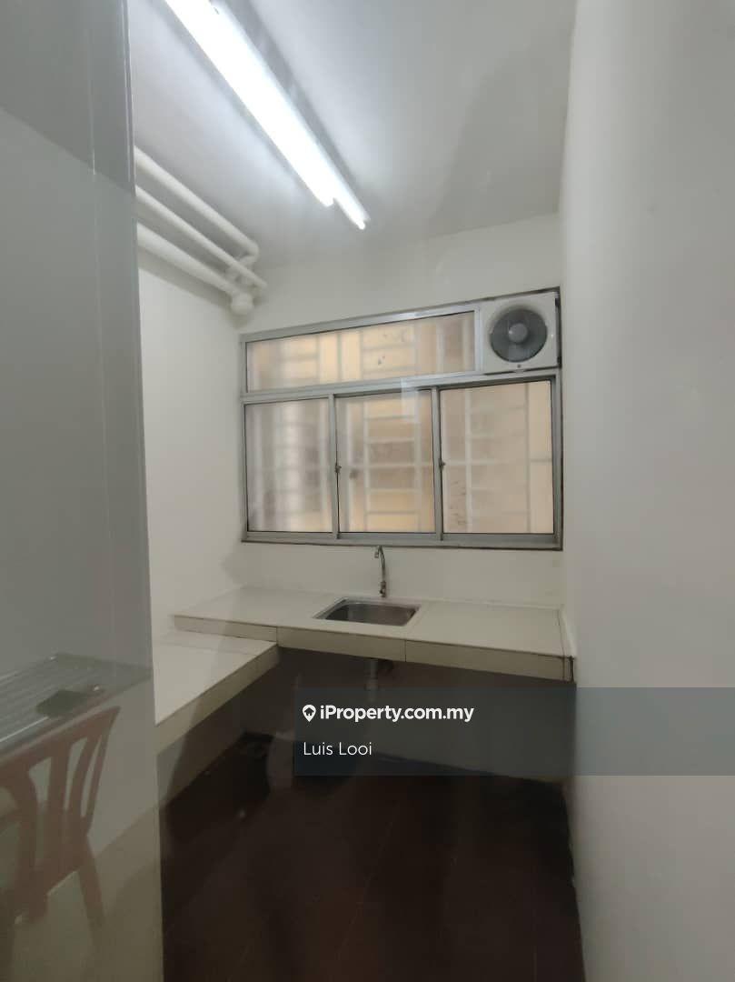 Condominium for Sale in Platinum Lake PV 20 by Luis Looi - iProperty.com.my