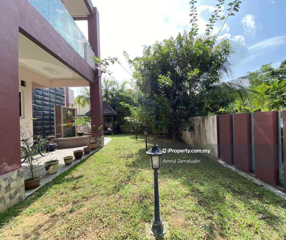 Bungalow House for Sale in Taman Ukay Seraya, Ampang by Amrul Jamaludin - iProperty.com.my