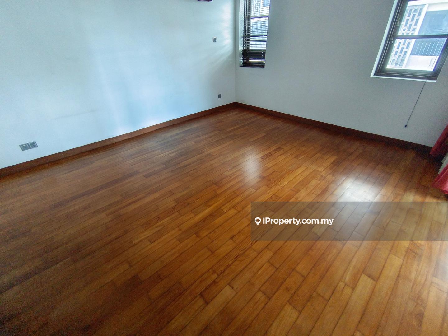 Bungalow House for Sale in Taman Overseas Union (Taman Oug), Jalan Klang Lama (Old Klang Road) by BoBo Lee - iProperty.com.my