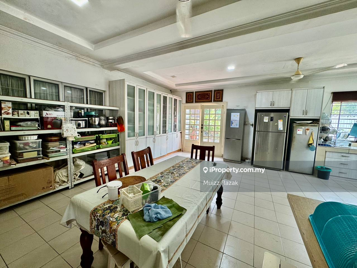 Bungalow House for Sale in Istana Bukit Kayangan, Shah Alam by Muizz Razak - iProperty.com.my
