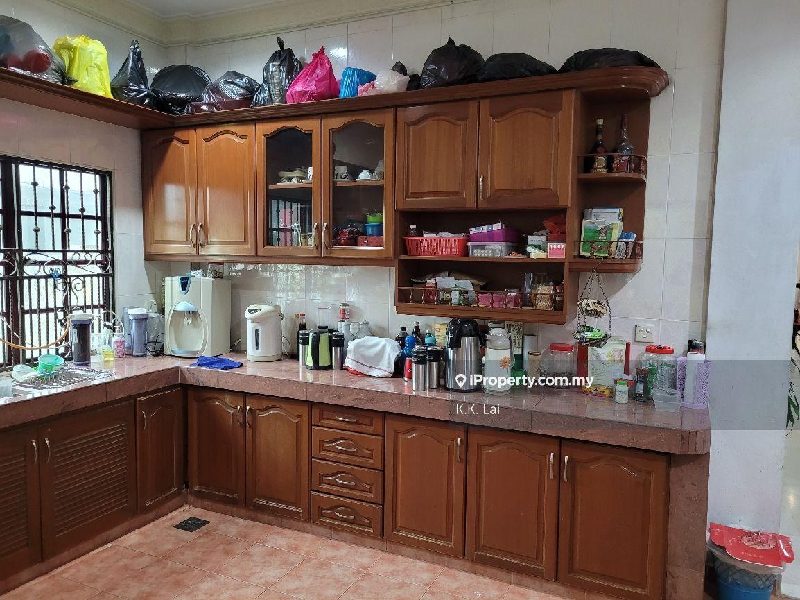 Bungalow House for Sale in Taman Lian Hoe, Kuchai Lama by K.K. Lai - iProperty.com.my