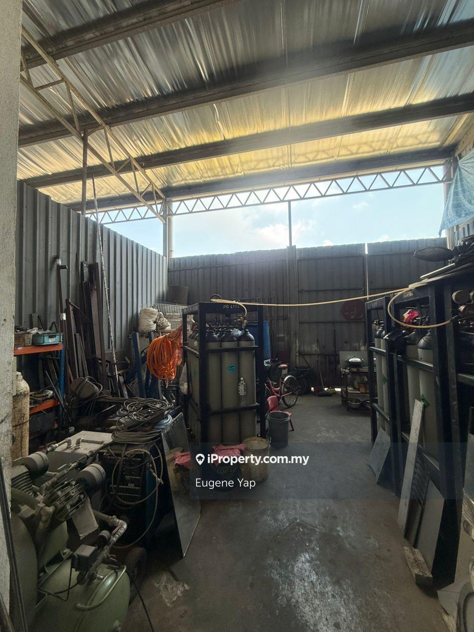 Kilang Teres untuk Dijual di Bukit Kemuning , Seksyen 34 @ Shah Alam, Shah Alam oleh Eugene Yap - iProperty.com.my