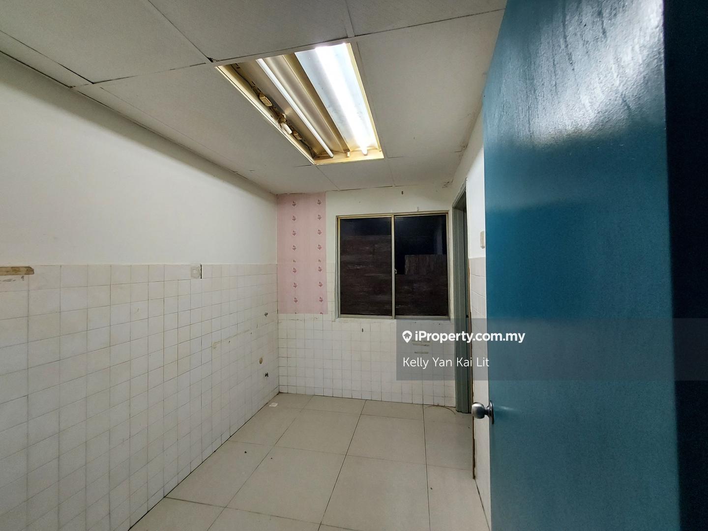 Shop-Office for Sale in Pandan Jaya, Ampang by Kelly Yan Kai Lit - iProperty.com.my