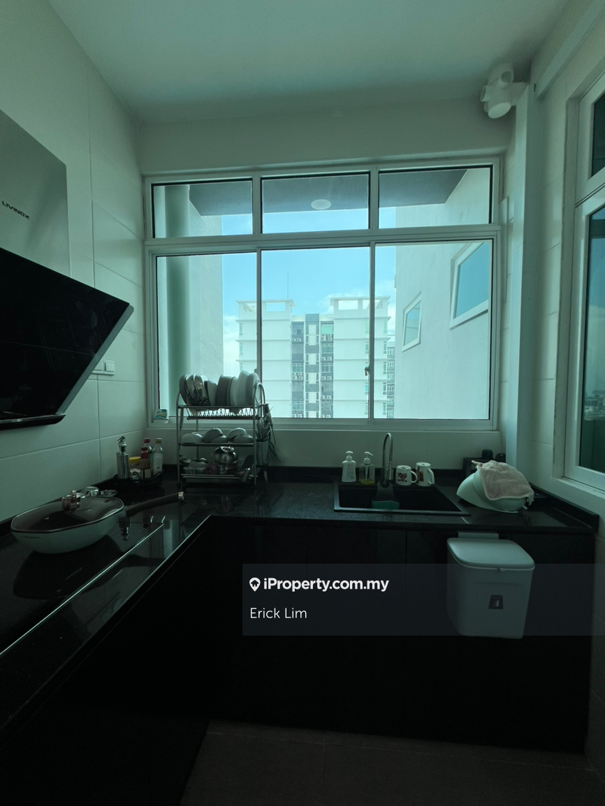 Service Residence for Sale in Parkland Residence by Erick Lim - iProperty.com.my