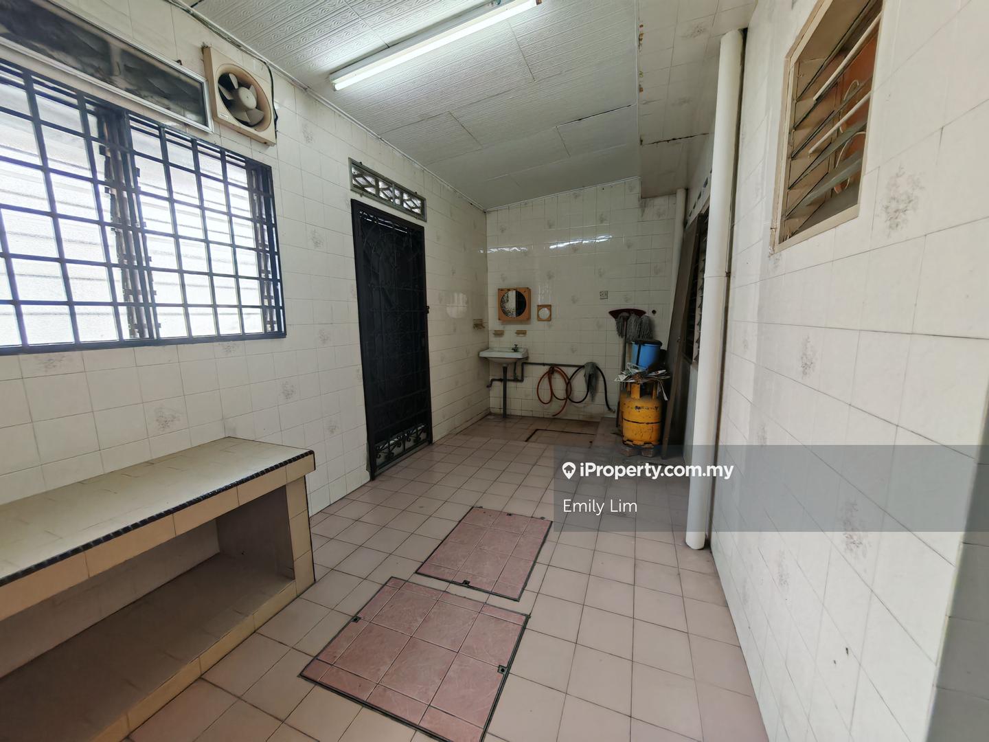 Rumah Berangkai 1 Tingkat untuk Dijual di Taman Chi Liung, Klang oleh Emily Lim - iProperty.com.my