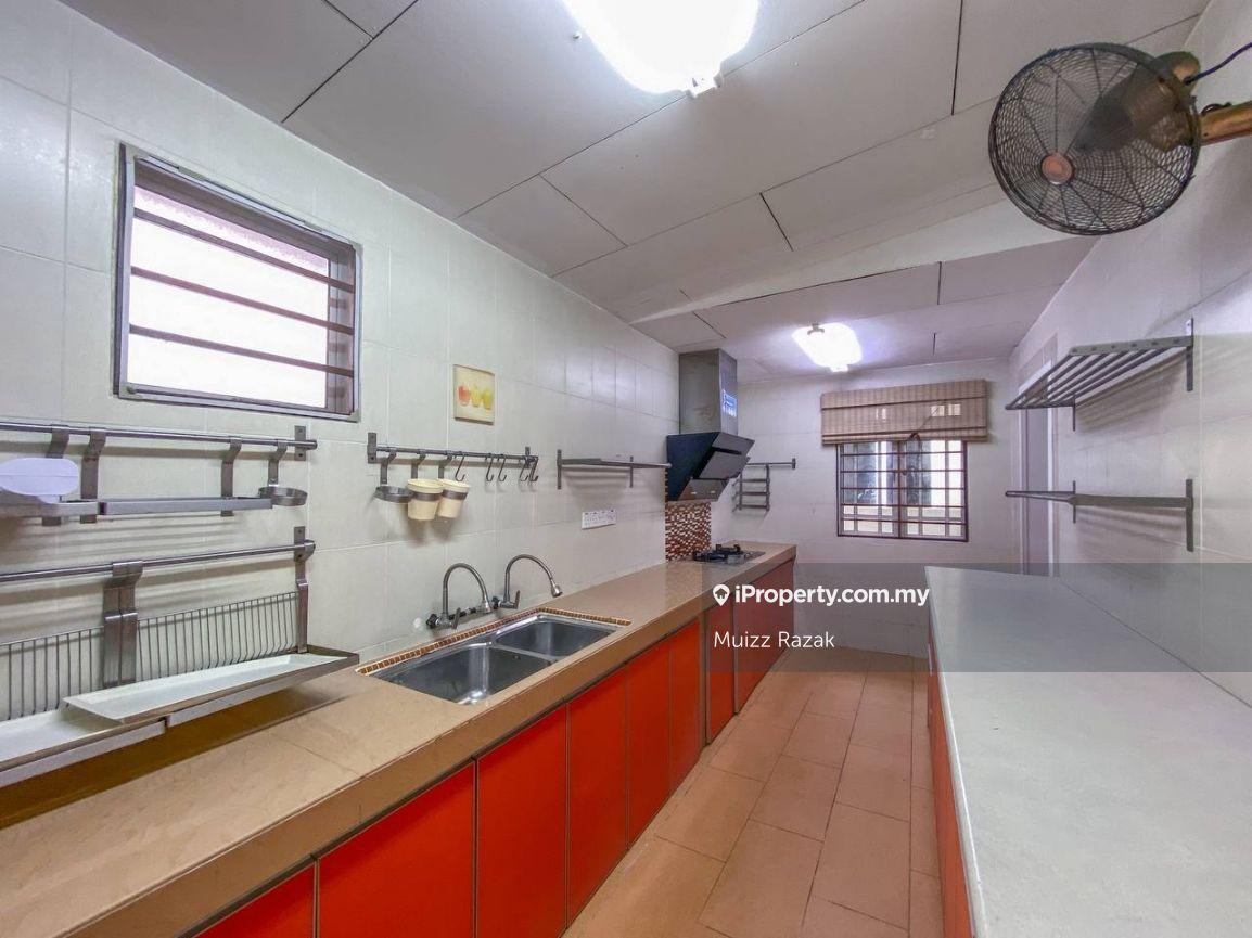 Bungalow House for Sale in Aman Perdana, Klang by Muizz Razak - iProperty.com.my