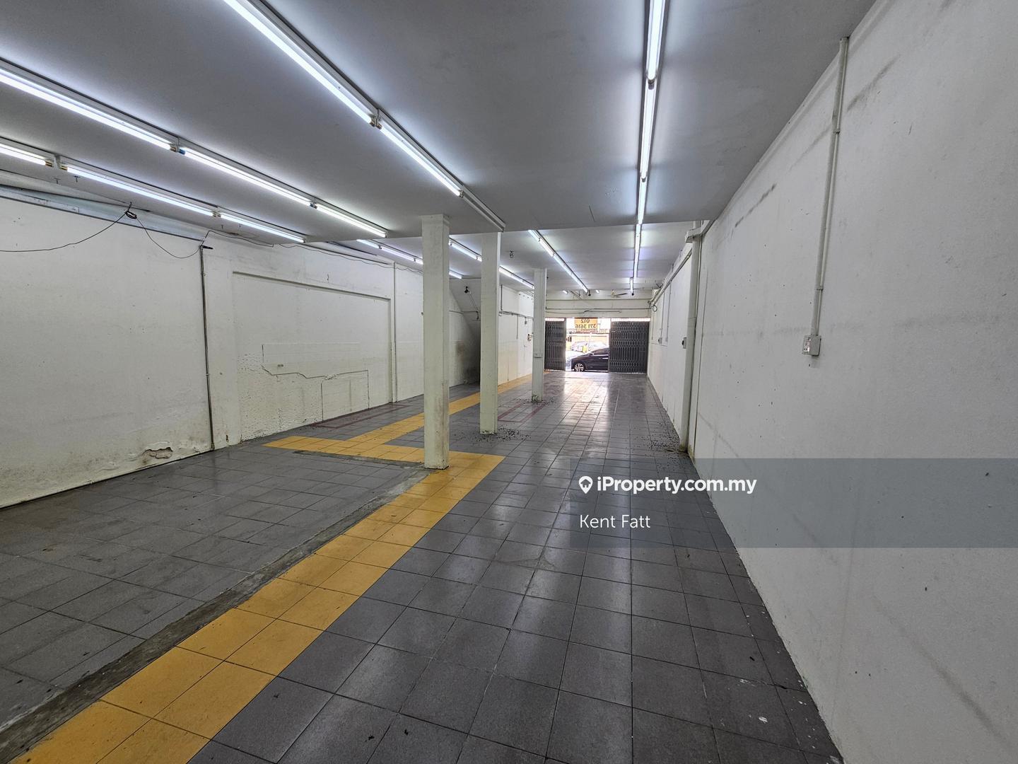 Shop for Rent in Taman Overseas Union (Taman Oug), Jalan Klang Lama (Old Klang Road) by Kent Fatt - iProperty.com.my