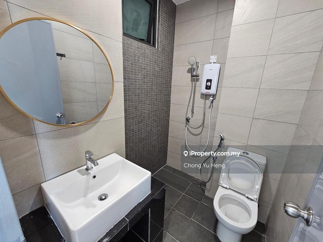 Apartment for Sale in D7 (D'Seven Lagoon Perdana) by Chong Yu Heng - iProperty.com.my