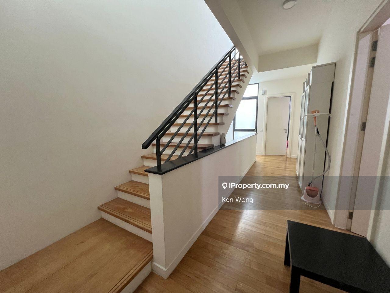 Rumah Berangkai 3 Tingkat untuk Dijual di Mines Resort City, Seri Kembangan oleh Ken Wong - iProperty.com.my