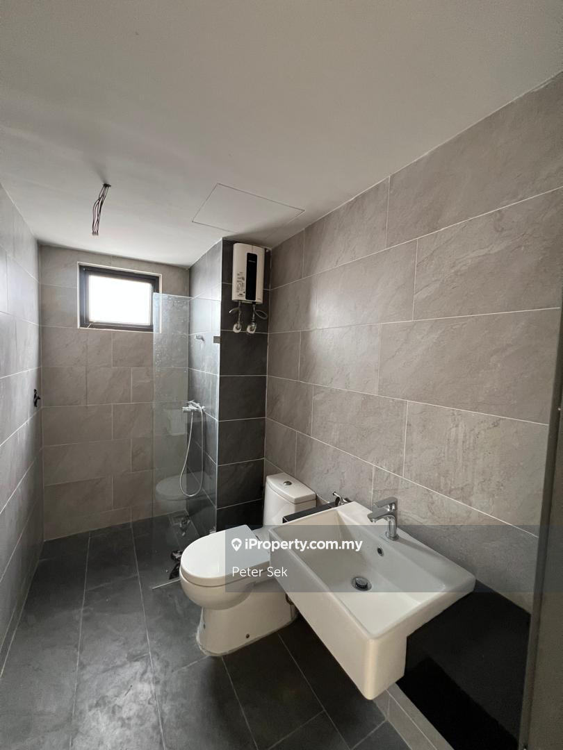 Service Residence for Rent in Emporis by Peter Sek - iProperty.com.my