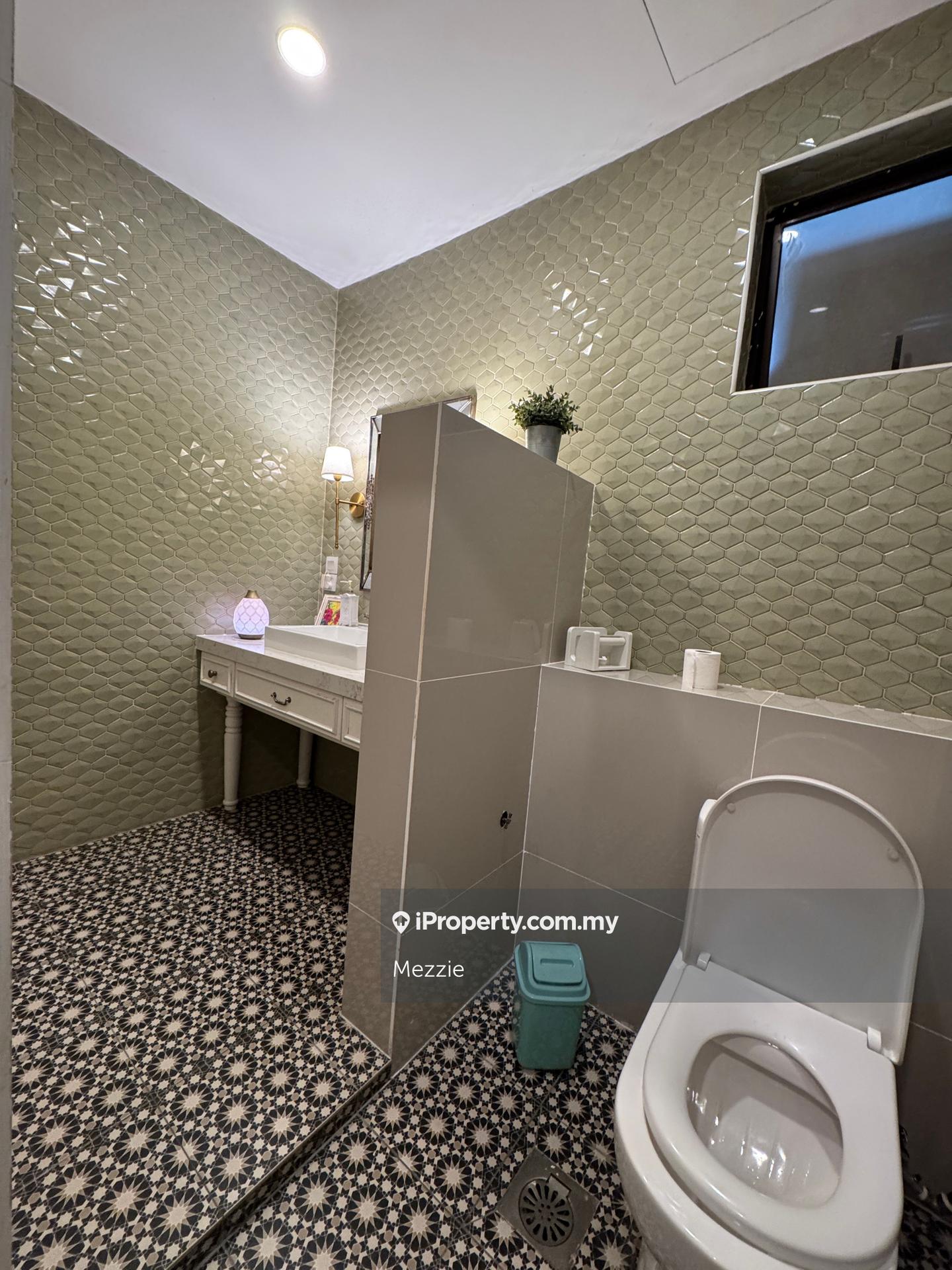 Shop-Office for Sale in Taman Melawati, Ulu Kelang by Mezzie - iProperty.com.my