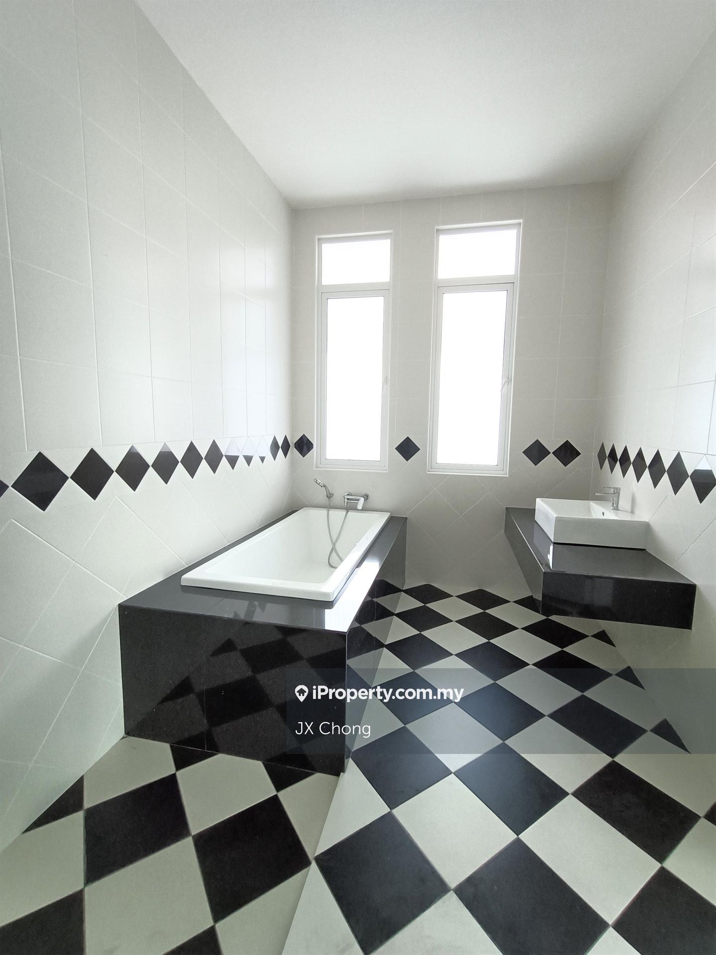 Rumah Berangkai 2 Tingkat untuk Dijual di Mellowood Parkhomes, Eco Majestic Extra Land, Semenyih oleh JX Chong - iProperty.com.my