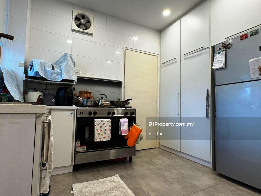 Rumah Bandar untuk Dijual di Taman Lagenda Mas, Cheras oleh Vic Tan - iProperty.com.my