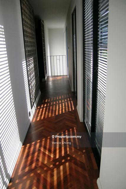 Bungalow House for Sale in Bukit Gita Bayu, Seri Kembangan by Venice Chong - iProperty.com.my