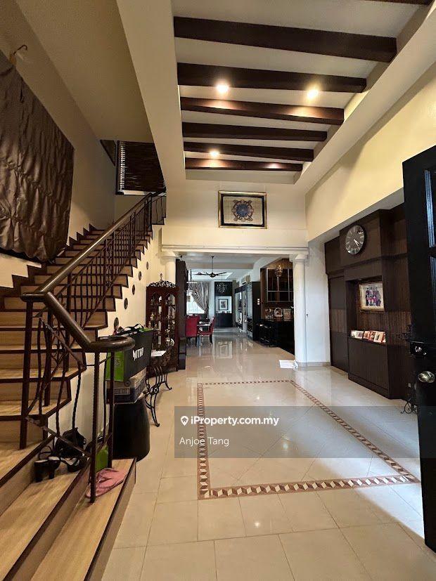 Banglo untuk Dijual di Lakeside Residence End Lot Bungalow, Shah Alam oleh Anjoe Tang - iProperty.com.my