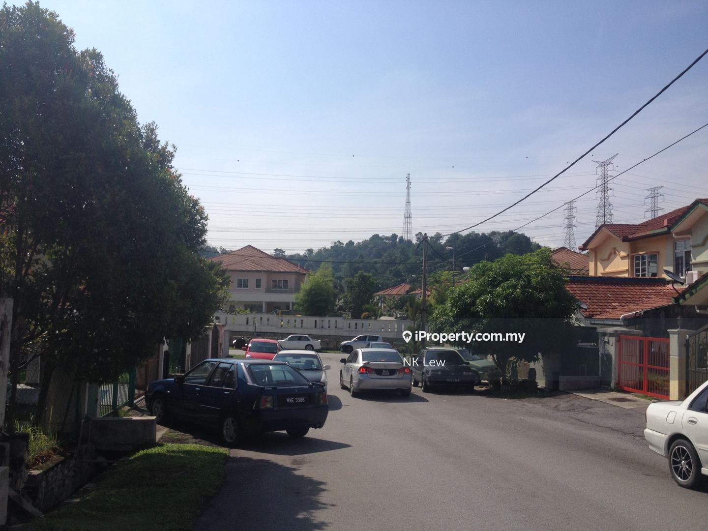 Rumah Berangkai 2 Tingkat untuk Dijual di Taman Bukit Serdang, Seri Kembangan oleh NK Lew - iProperty.com.my