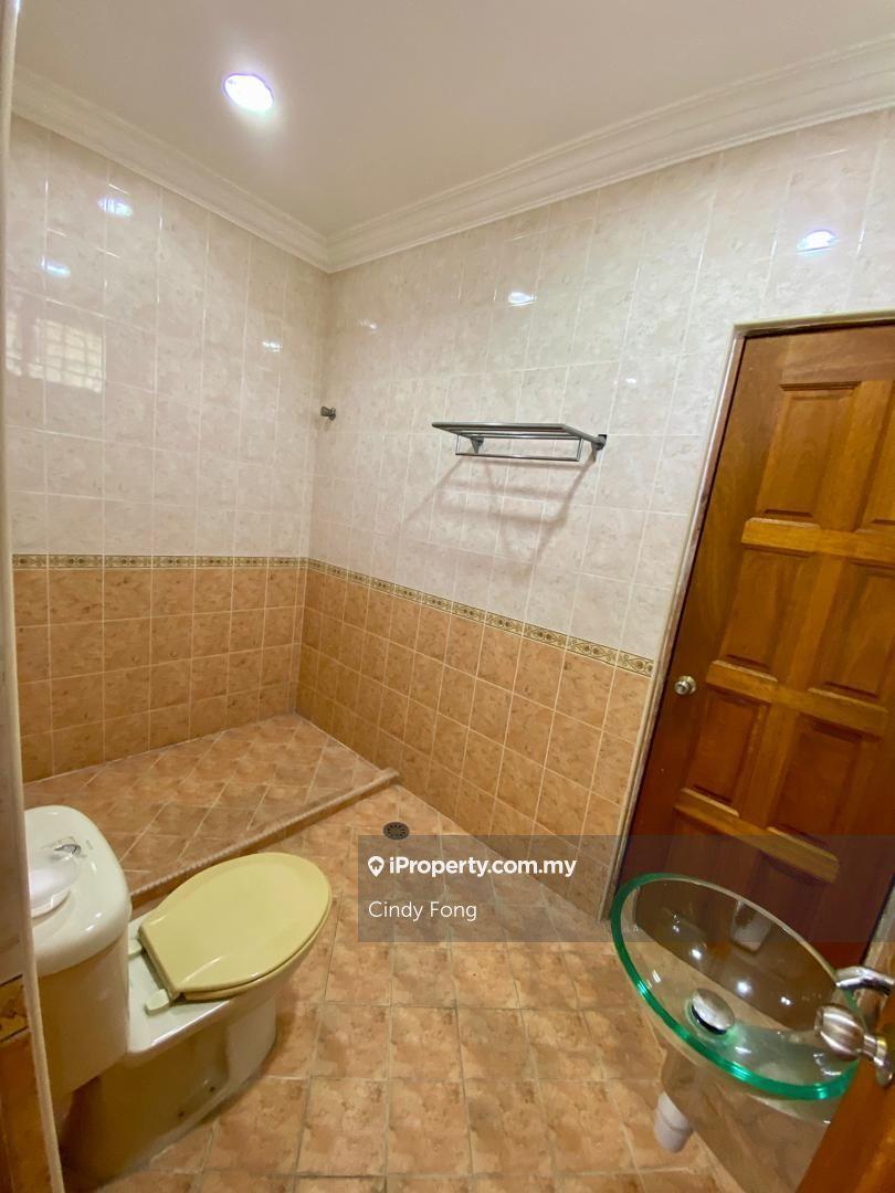 Semi-Detached House for Sale in Kelana Jaya, Petaling Jaya by Cindy Fong - iProperty.com.my