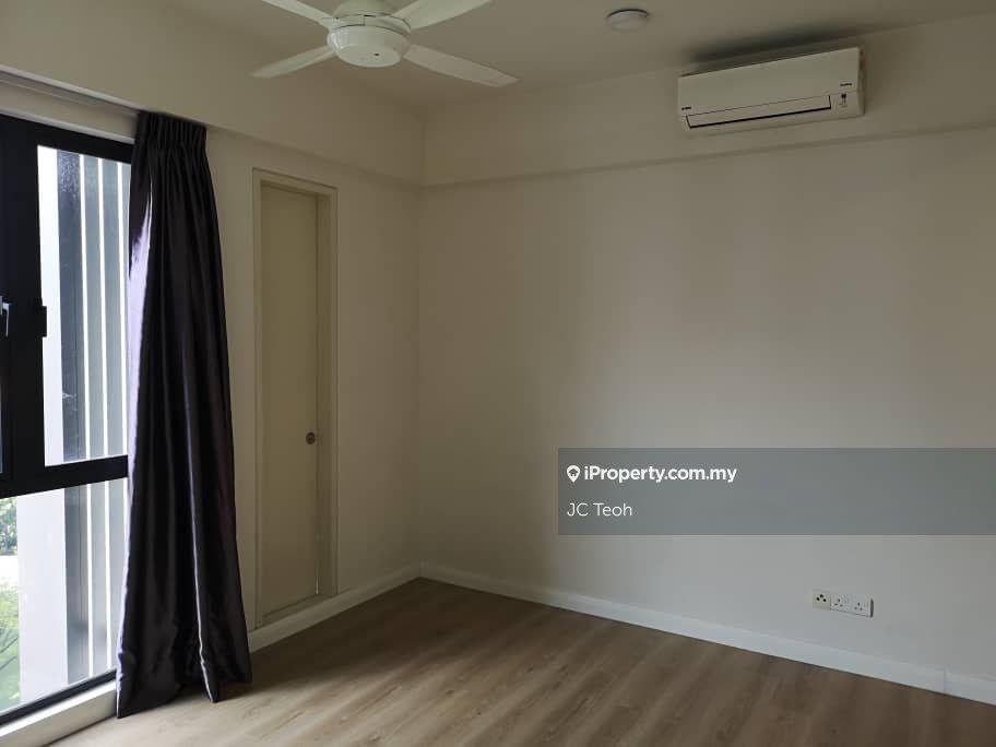 Service Residence for Sale in Nova Saujana by JC Teoh - iProperty.com.my
