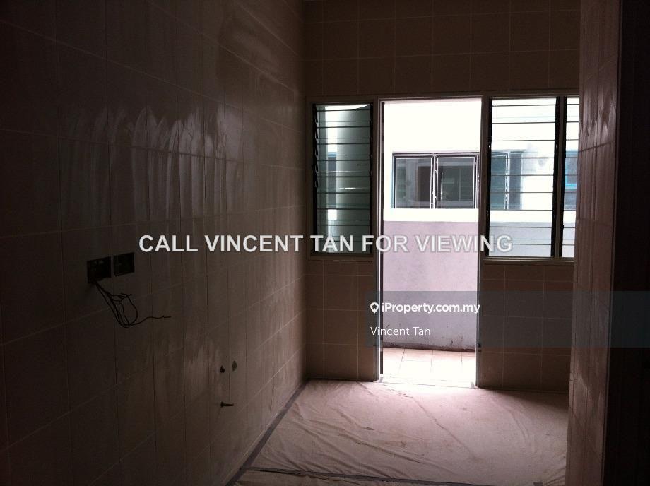 Rumah Berangkai 2 Tingkat untuk Dijual di ELMINA CRISTA East Garden West Valley Denai Alam, Shah Alam oleh Vincent Tan - iProperty.com.my