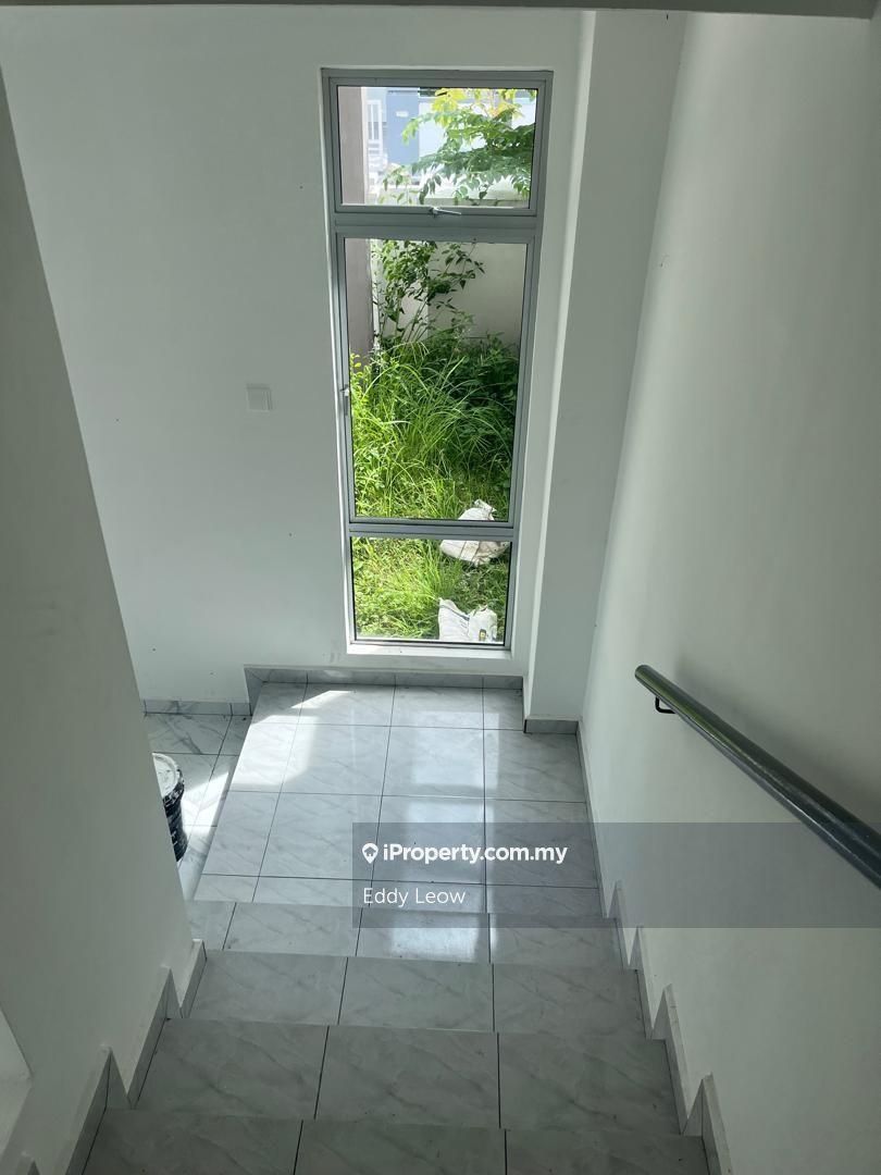 Rumah Berangkai 2 Tingkat untuk Dijual di Taman Ayer Keroh Permai, Ayer Keroh oleh Eddy Leow - iProperty.com.my