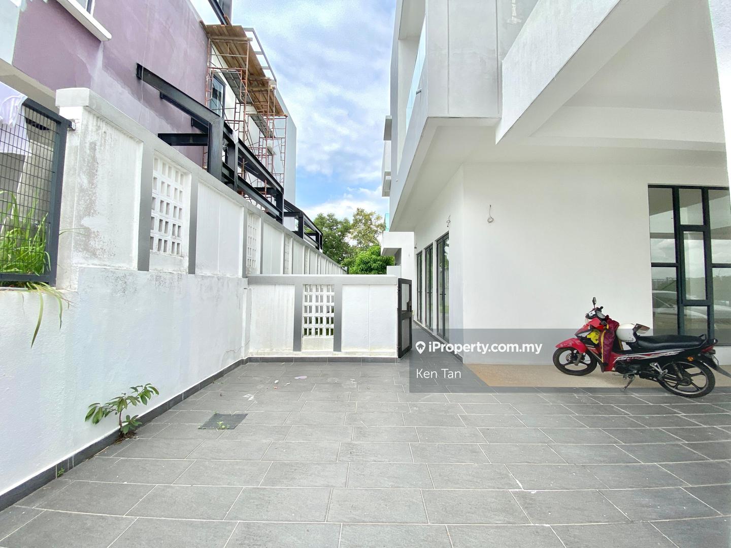 Bungalow House for Sale in Seksyen 13, Shah Alam by Ken Tan - iProperty.com.my