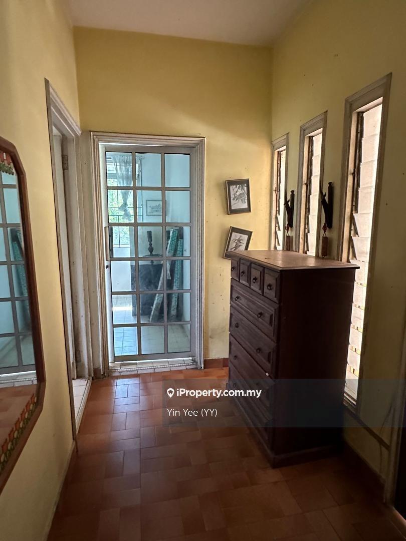 Bungalow House for Sale in Taman Hulu Kelang, Taman Zooview, Ampang by Yin Yee (YY) - iProperty.com.my