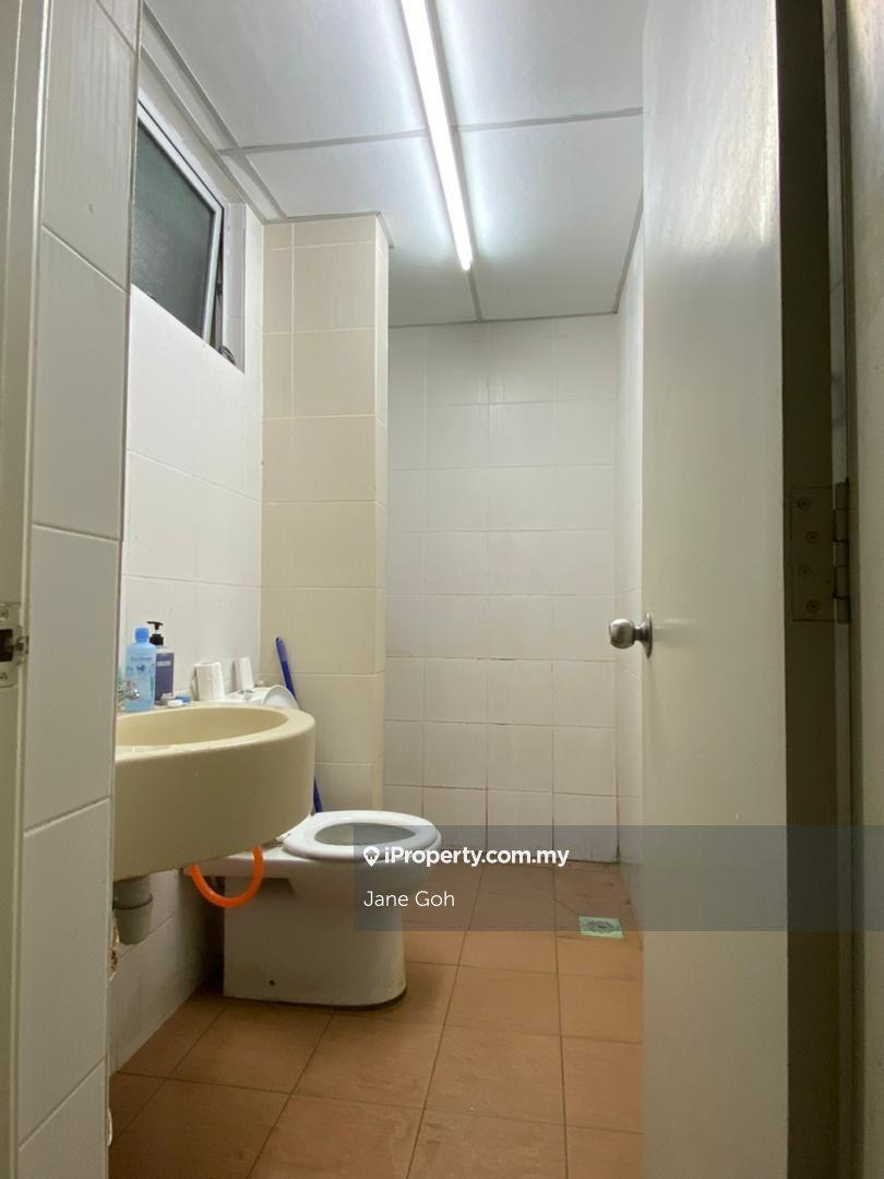 Kondominium untuk Dijual di Platinum Lake PV 15 oleh Jane Goh - iProperty.com.my