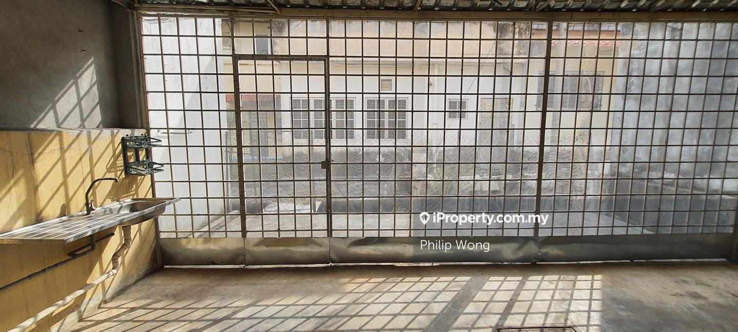 2-storey Terraced House for Sale in Taman Putra Permai, Seri Kembangan by Philip Wong - iProperty.com.my