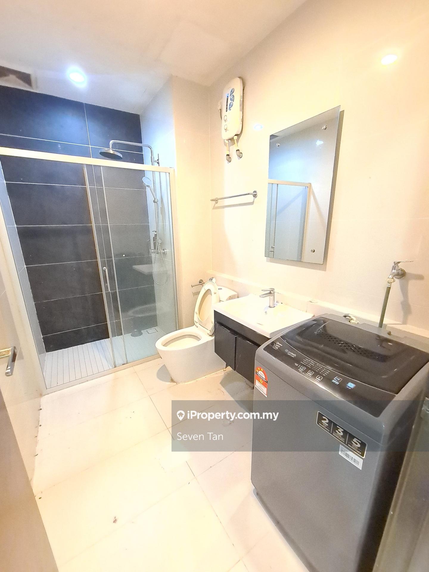 Condominium for Rent in Amberside @ Country Garden Danga Bay by Seven Tan - iProperty.com.my