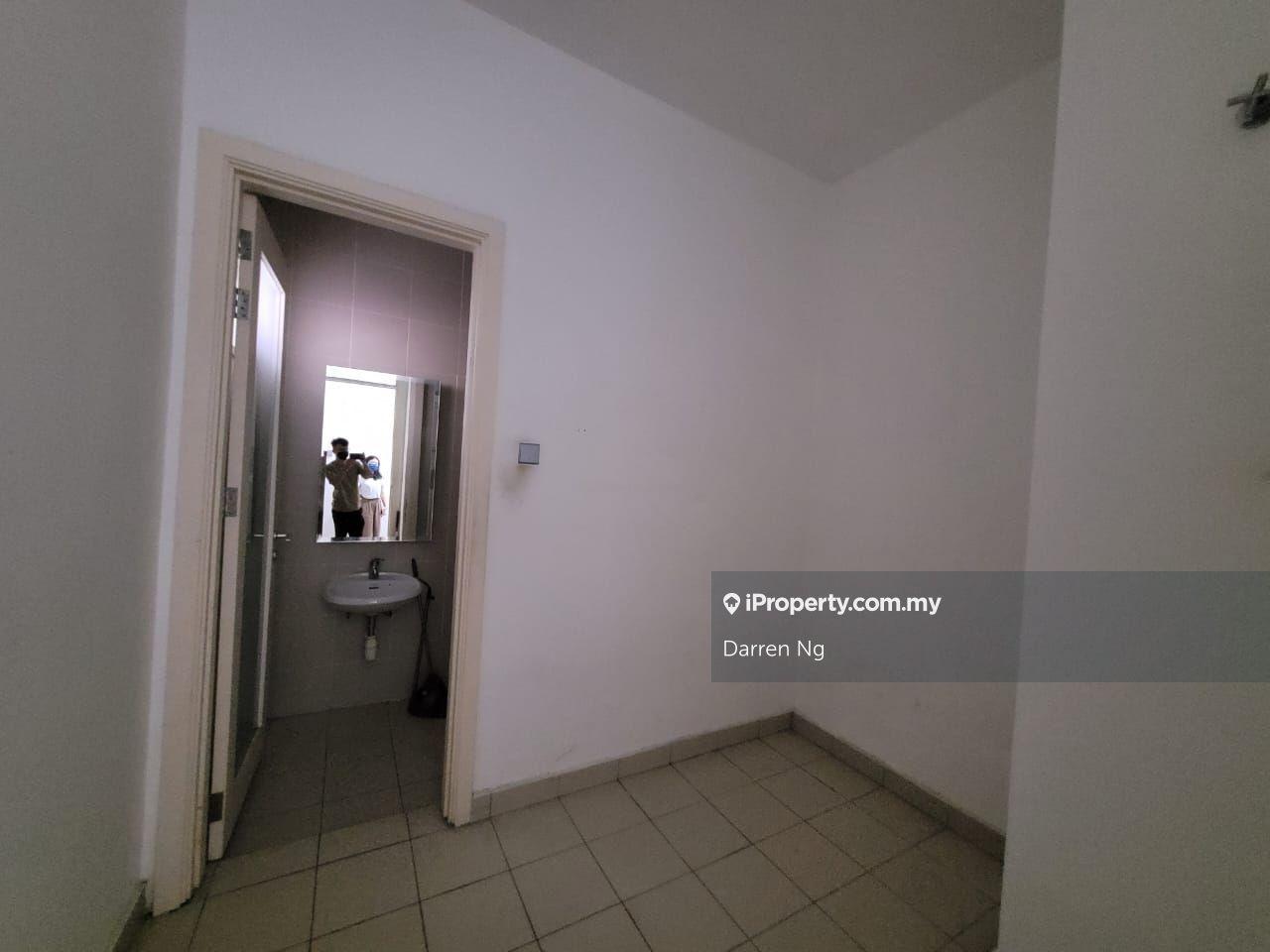 Rumah Berangkai 3 Tingkat untuk Dijual di Putra Heights, Subang Jaya oleh Darren Ng - iProperty.com.my