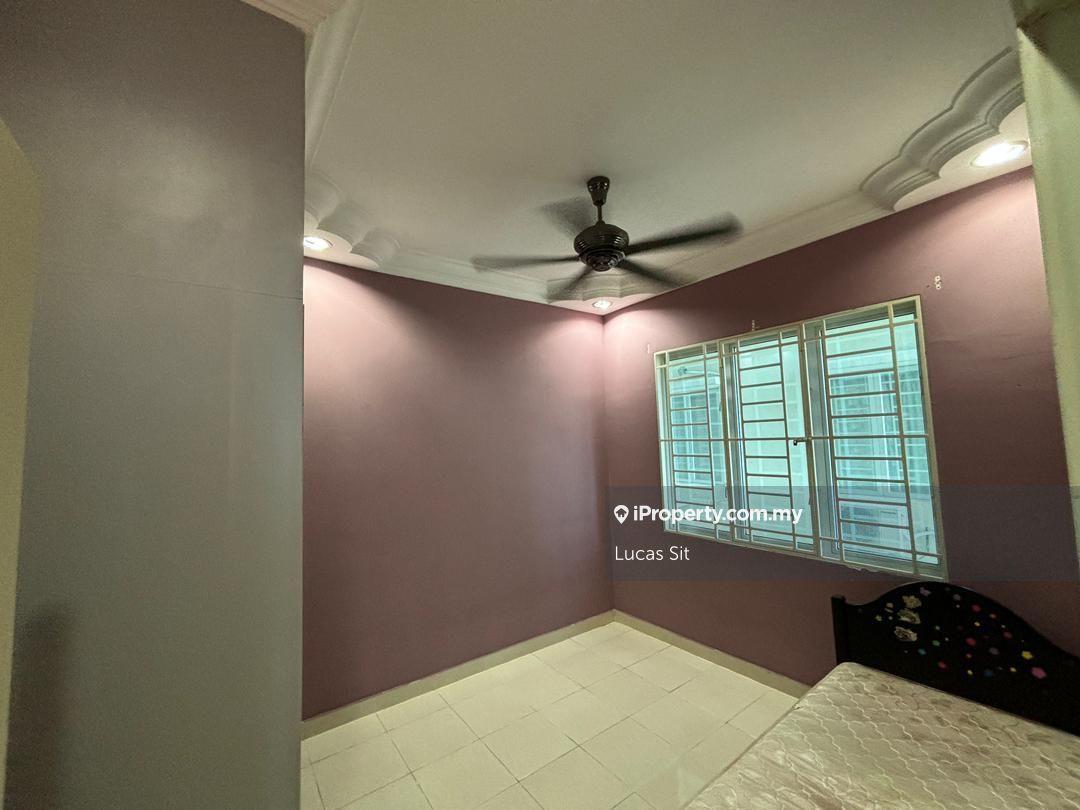 Condominium for Sale in Platinum Hill PV 8 by Lucas Sit - iProperty.com.my