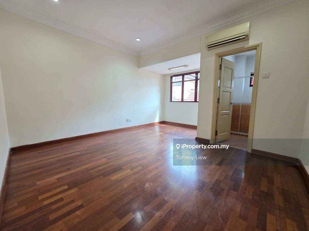 Semi-Detached House for Sale in Aman Suria, Petaling Jaya by Tommy Liew - iProperty.com.my