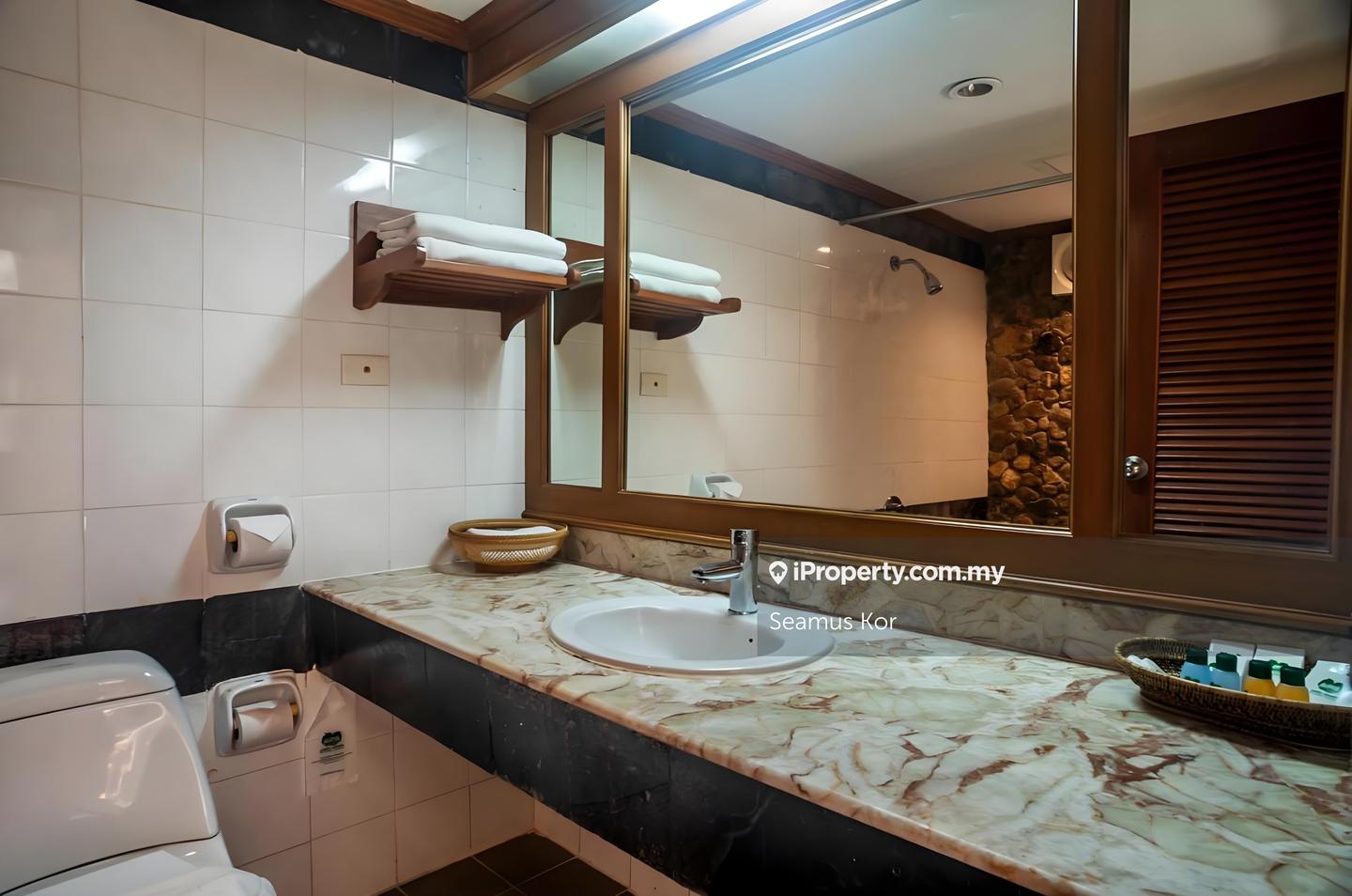 Hotel / Resort for Sale in Kuala Terengganu, Terengganu by Seamus Kor - iProperty.com.my