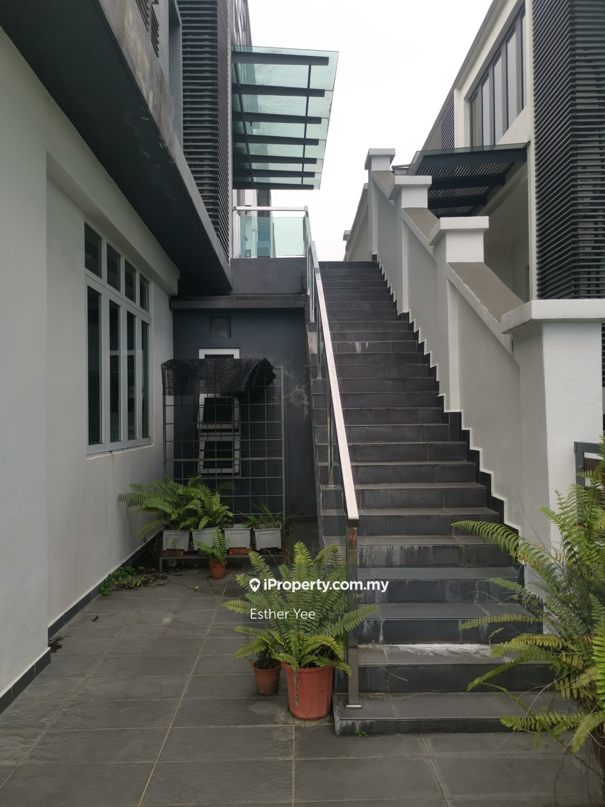 Semi-Detached House for Sale in Wira Heights, Bandar Sungai Long by Esther Yee - iProperty.com.my