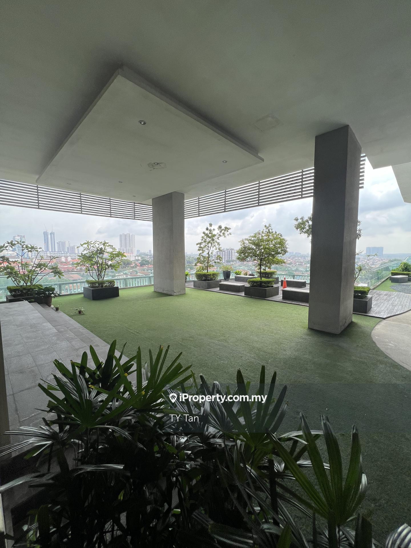 Residensi Servis untuk Dijual di Paragon Suites @ CIQ oleh TY Tan - iProperty.com.my