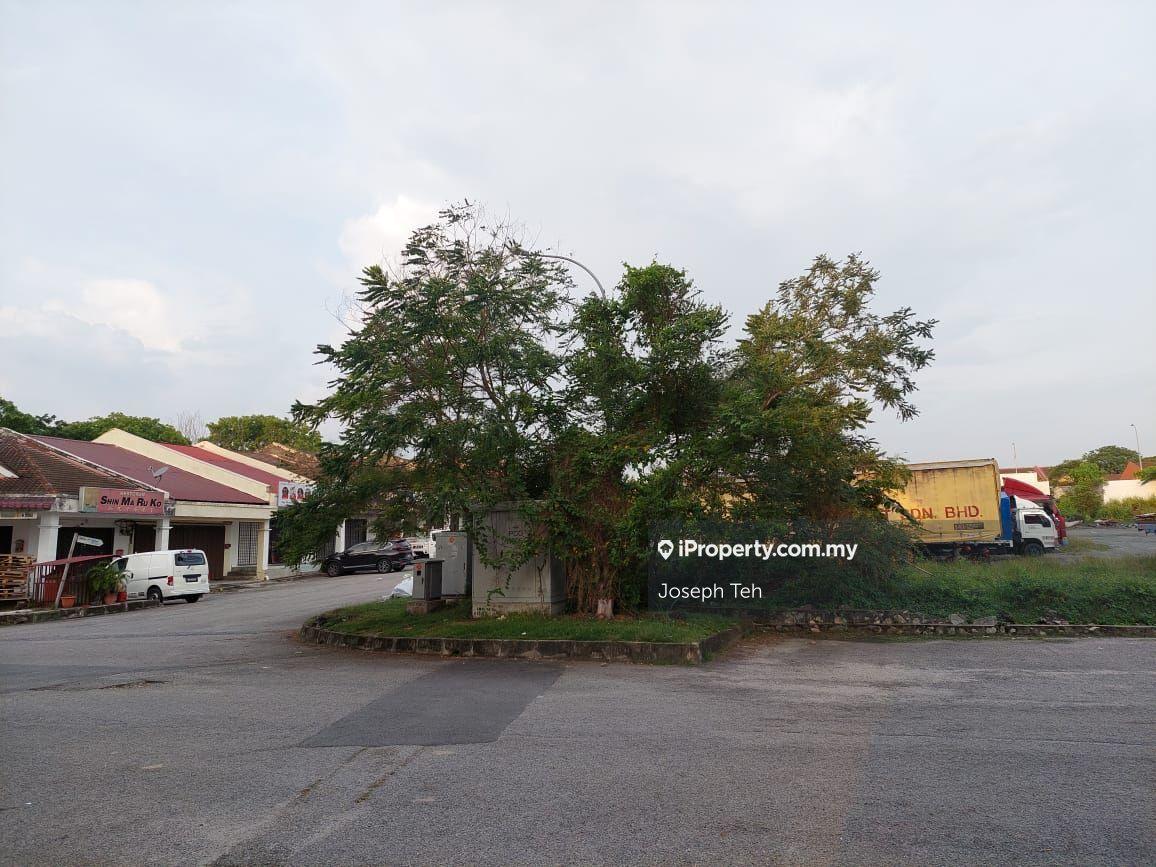 Shop-Office for Sale in Bukit Puchong Newtown, Puchong by Joseph Teh - iProperty.com.my