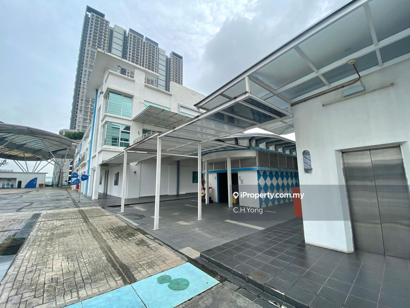 Pejabat untuk Disewa di Bandar Putra Permai, Seri Kembangan oleh C.H.Yong - iProperty.com.my