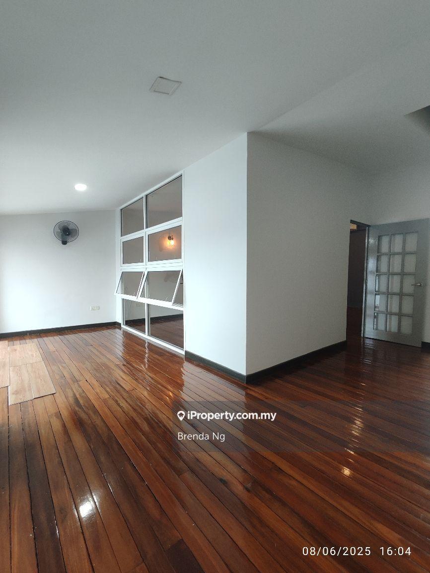Rumah Berangkai 2.5 Tingkat untuk Disewa di SS18, Subang Jaya oleh Brenda Ng - iProperty.com.my