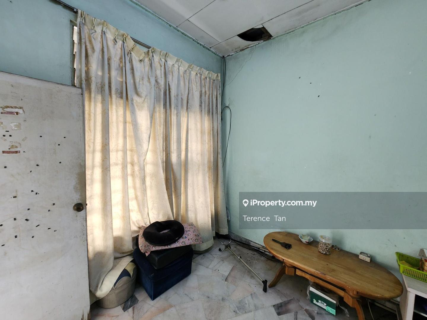 Rumah Berangkai 1 Tingkat untuk Dijual di Johor Bahru, Johor oleh Terence Tan - iProperty.com.my