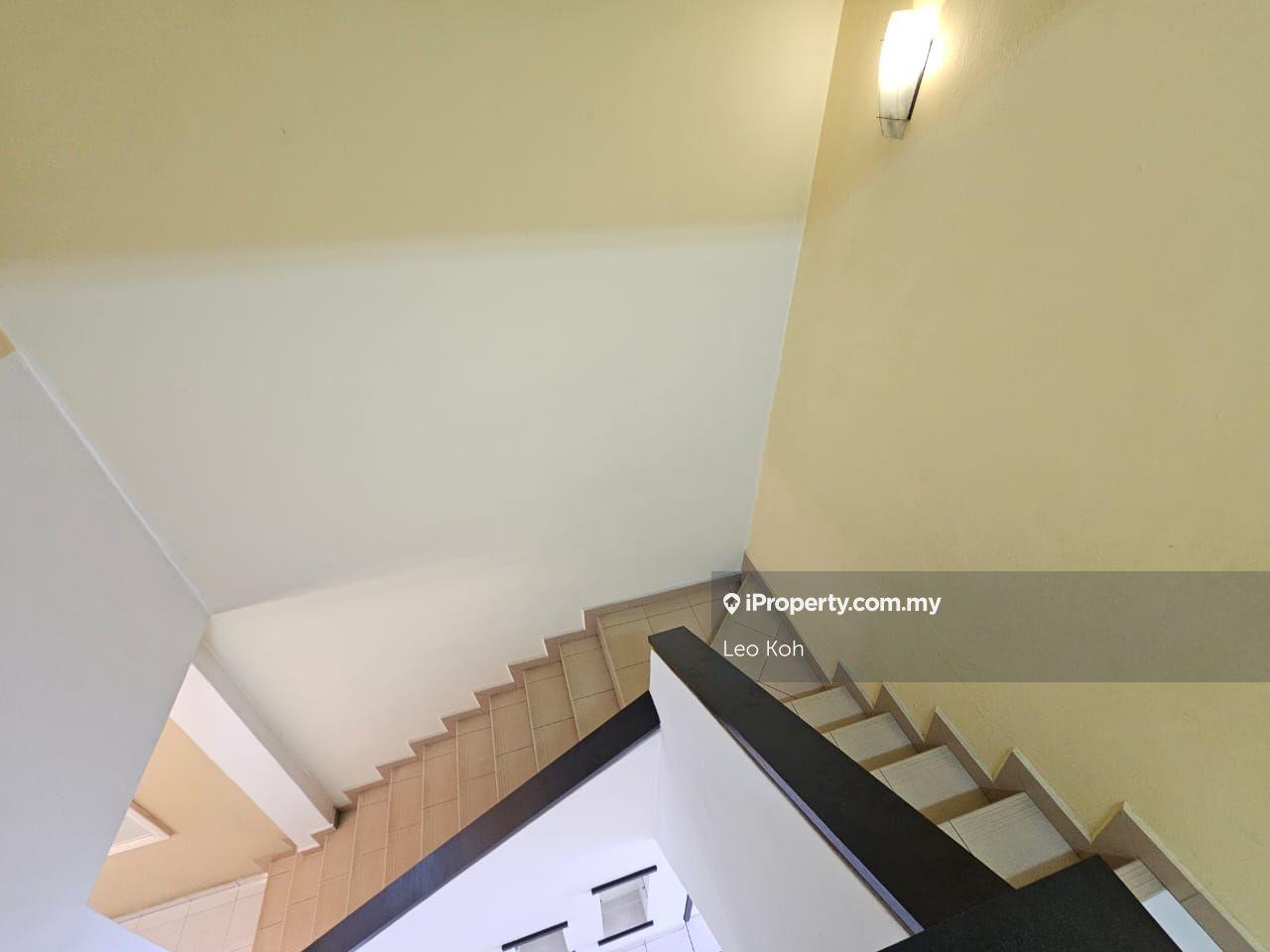 Rumah Berangkai 2 Tingkat untuk Dijual di Taman Puncak Jalil, Seri Kembangan oleh Leo Koh - iProperty.com.my