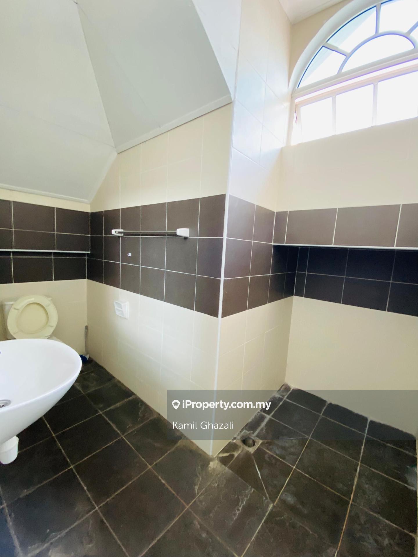 Rumah Berkembar untuk Dijual di SPACIOUS 2.5 Storey Semi-D New Haven, Presint 18, Putrajaya oleh Kamil Ghazali - iProperty.com.my