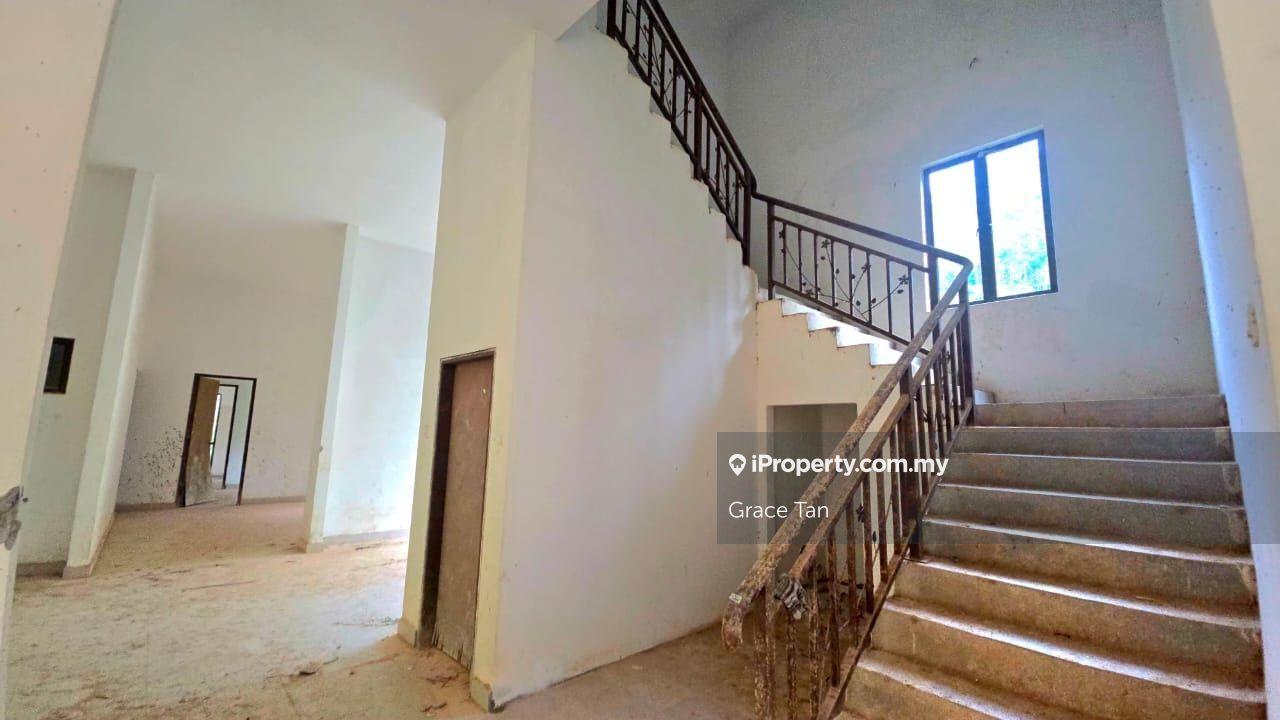 Banglo Tanah untuk Dijual di Taman Equine, Seri Kembangan oleh Grace Tan - iProperty.com.my