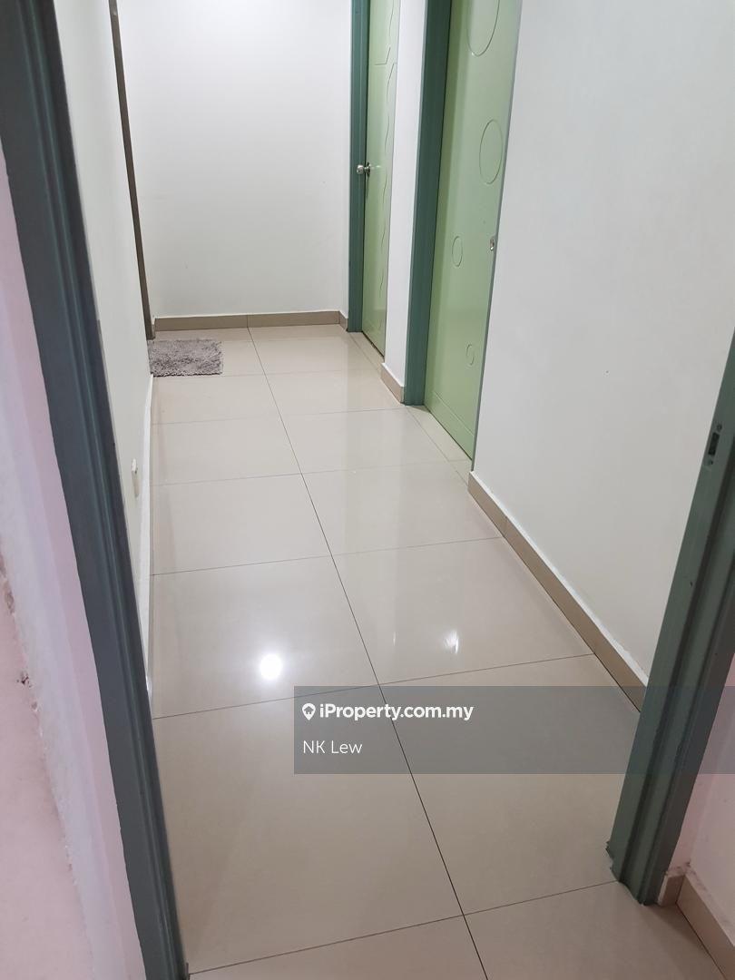 Rumah Berangkai 2 Tingkat untuk Dijual di Taman Bukit Serdang, Seri Kembangan oleh NK Lew - iProperty.com.my