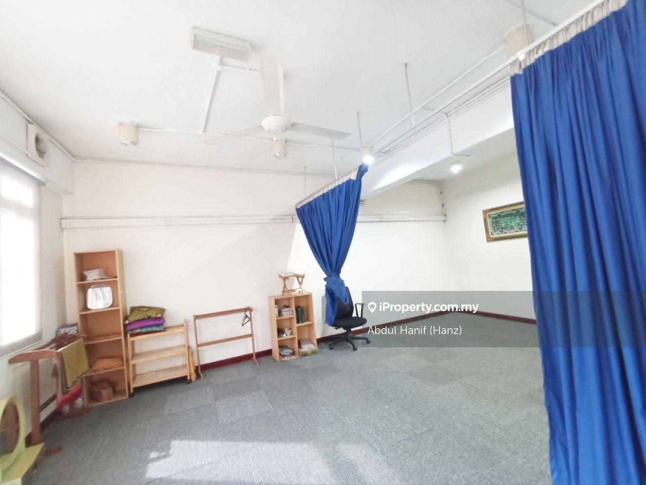 Kedai untuk Dijual di Seksyen 13, Shah Alam oleh Abdul Hanif (Hanz) - iProperty.com.my