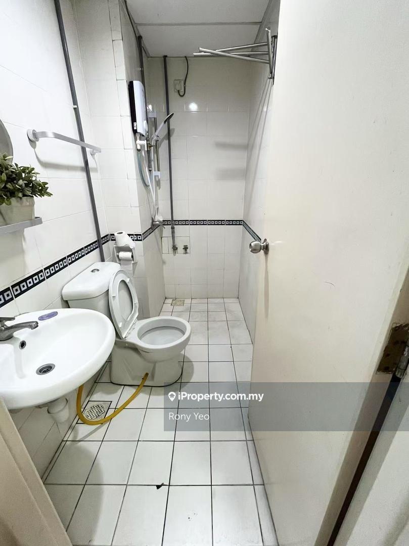 Residensi Servis untuk Disewa di Maytower Serviced Residences oleh Rony Yeo - iProperty.com.my